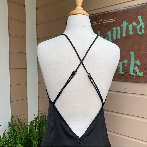 NWT Lovers + Friends Dress - Picture 6 of 6